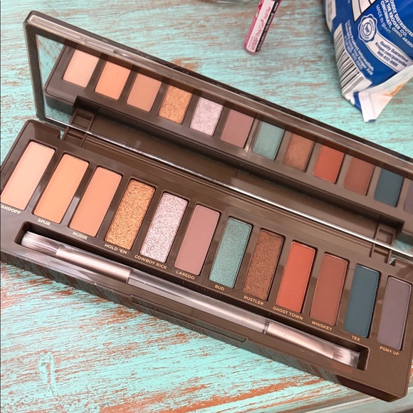 Urban Decay Naked Wild West Palette - Vibrant Hues - Picture 5 of 8